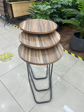 Load image into Gallery viewer, طقم تقديم للكنب ٣ طاولات دائرية