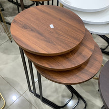 Load image into Gallery viewer, طقم تقديم للكنب ٣ طاولات دائرية