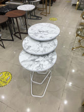 Load image into Gallery viewer, طقم تقديم للكنب ٣ طاولات دائرية
